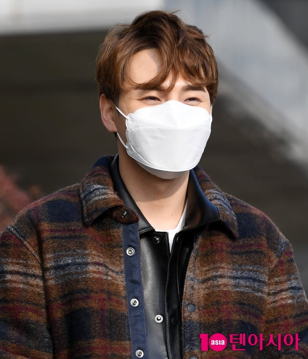 [TEN 포토] 박서진 '멋쁨이 한도초과'