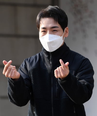 [TEN 포토] 박군 '한해동안 사랑해주셔서 감사'