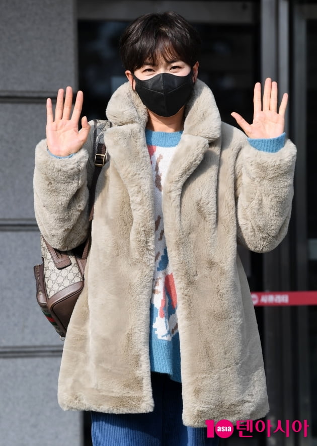 [TEN 포토] 반가희 '품격있는 인사'