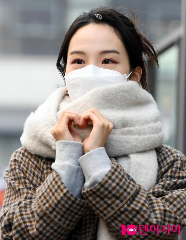 [TEN 포토] 송소희 '귀여운 하트 뿅뿅'