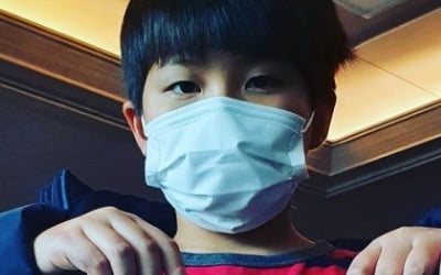 '11살 연하 루미코♥' 김정민, 똘똘한 막내 자랑 "표창장을 두 개씩이나"[TEN★]
