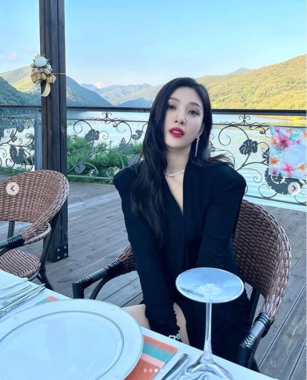 '크러쉬♥' 조이, 눈빛으로 말해요...청순 러블리[TEN★]