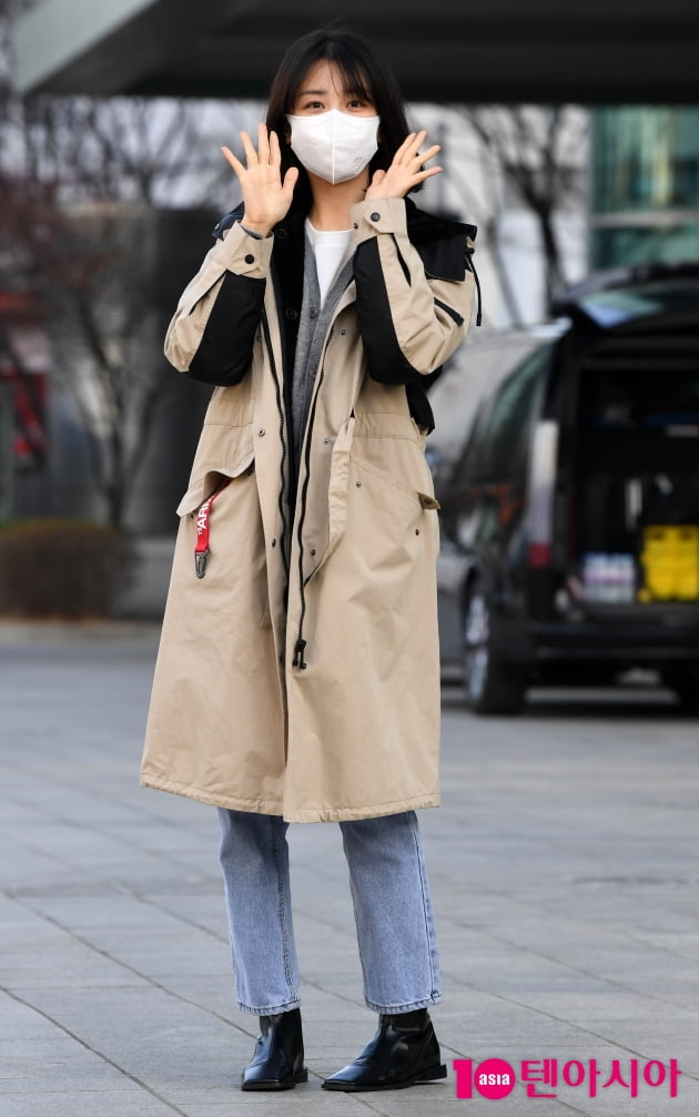 [TEN 포토] 박하선 '청바지가 잘 어울리는 여자'