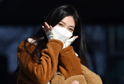 [TEN 포토] 레드벨벳 조이 '크러쉬도 반한 깜찍함'
