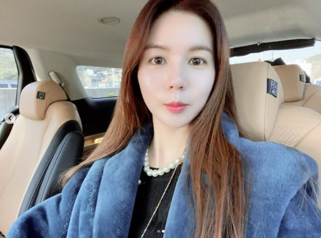 '진태현♥' 박시은, 청순 머금은 미모...교통체증에 셀카찍기[TEN★]