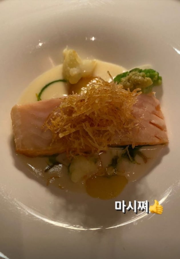 '뉴욕댁' 이진, ♥6살 연상 남편과 데이트? 고급 레스토랑 입맛 "완전 좋아" [TEN★]