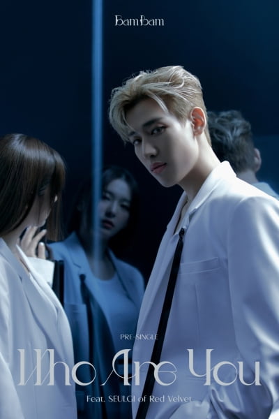 뱀뱀·레드벨벳 슬기, 화이트 슈트로 완성한 카리스마