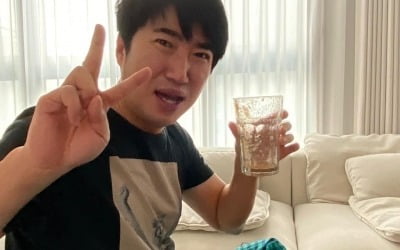 장동민, ♥6세 연하 아내에게 대접 받는 새신랑 "난생 처음 먹는 해독주스" [TEN★]