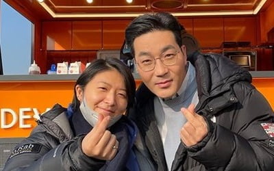 '마녀' 송지효, 겉모습과 달리 따뜻하네...하도권에 커피차 선물[TEN★]