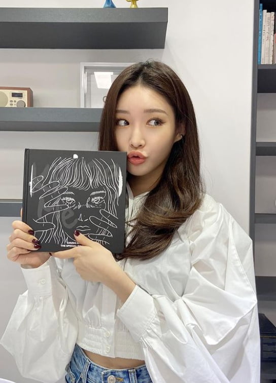 청하, 셀카 모음…일상에서도 팔색조 [TEN★]