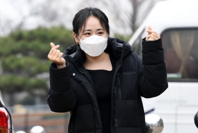 [TEN 포토] 문근영 '깜찍한 하트'