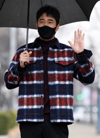 [TEN 포토] 조한선 '영화가 아닌 드라마로 인사드려요'