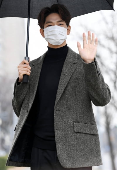 [TEN 포토] 강상준 '기억의 해각으로 인사드립니다'