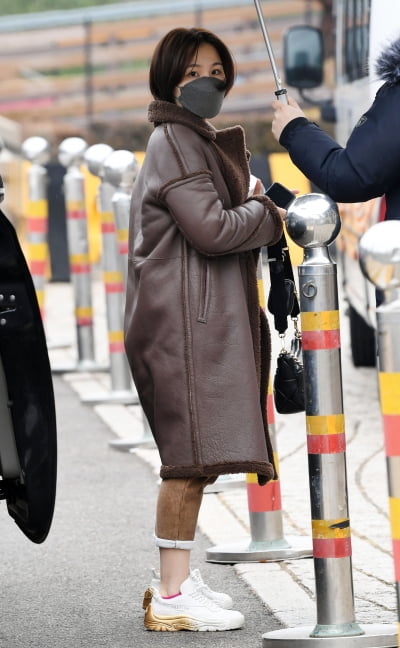 [TEN 포토] 알리 '많은 취재진에 놀란 토끼눈'