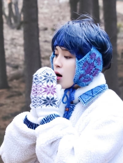 방탄소년단 지민, 크리스마스 이브 함께 보내고 싶은 스타 1위...연말의 연인♥
