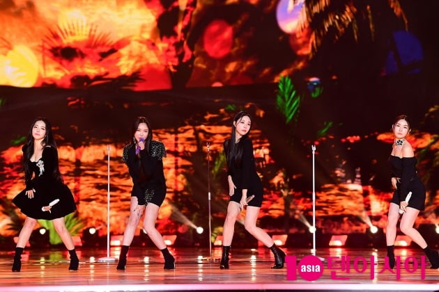 [TEN 포토] 브레이브걸스 '치명적인 무대'