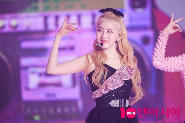 [TEN 포토] 스테이씨 시은 '바비 인형'