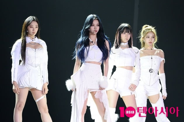 [TEN 포토] 에스파 '범접불가'