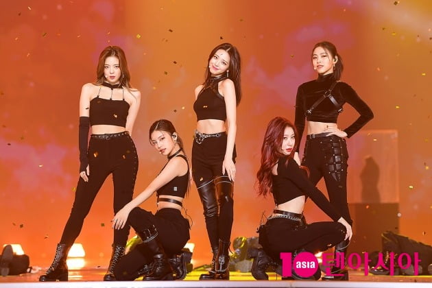 [TEN 포토] 있지 '카리스마'