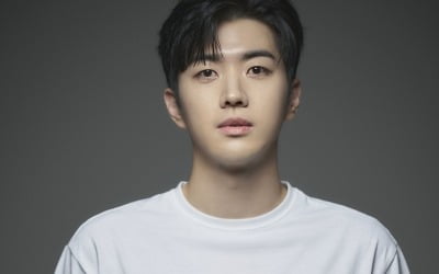 [TEN인터뷰] '옷소매' 강훈 "이준호=연기에 진심인 배우, 'MBC 연기대상' 기대해"