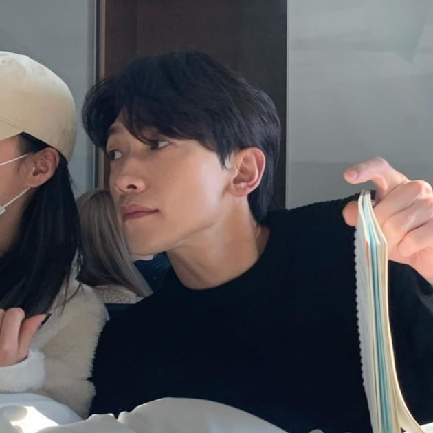 가수 비/ 사진=인스타그램 캡처