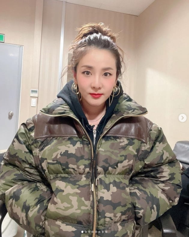 '7kg 찌워도 동안' 산다라박, 30대 맞아? 동안외모 꿀피부[TEN★]