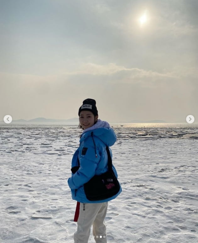 진지희, 겨울바다 보며 힐링중...겨울햇살에 더해진 이쁨[TEN★]