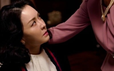 '설강화' 정혜영, 안기부장 아내 김정난 머리채 잡다…살벌한 눈싸움