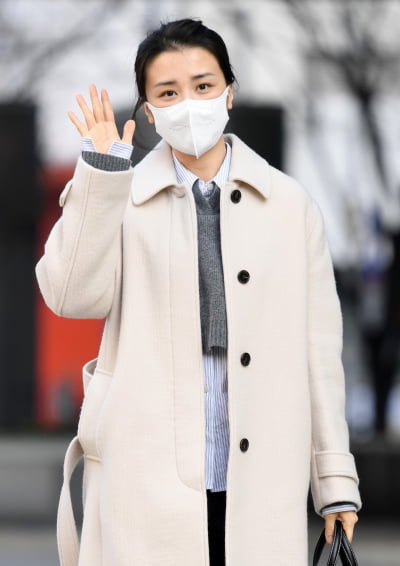 [TEN 포토] 박하선 '방송국 밝히는 미모'