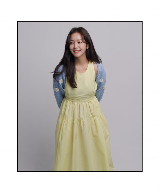 영화 '해피 뉴 이어'에 출연한 배우 한지민. / 사진제공=BH엔터테인먼트