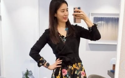 '주진모♥' 민혜연, 셀피 중독? 청담동 병원에 놓은 건 의료기기 아닌 전신거울 [TEN★]