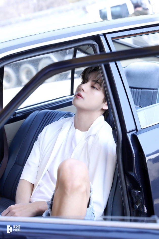 방탄소년단 뷔 韓 OST 최초 '스포티파이 톱송즈 데뷔차트' 1위..흥행신화ing