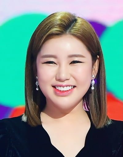 '호랑이 기운' 송가인, 임인년도 가인이어라