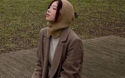 '박성광♥' 이솔이, 모자 푹 눌러쓰고 처연한 산책 "완전 춥다니까" [TEN★]