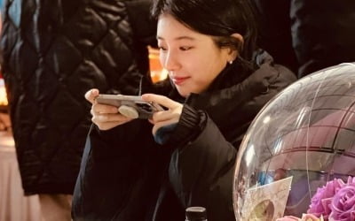 수지, 촬영장에 차려진 호화 뷔페 "골라먹는 재미" [TEN★]