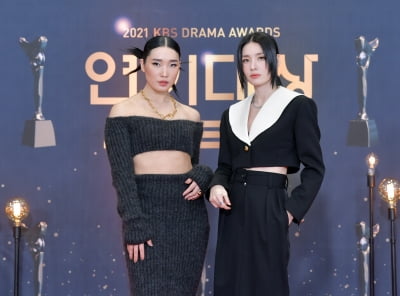 [TEN 포토] 모니카-립제이 '개성살린 시상식 패션'(KBS 연기대상)