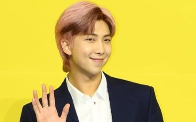 방탄소년단 RM, 열애설 해명 "아예 전혀 모르는 분"