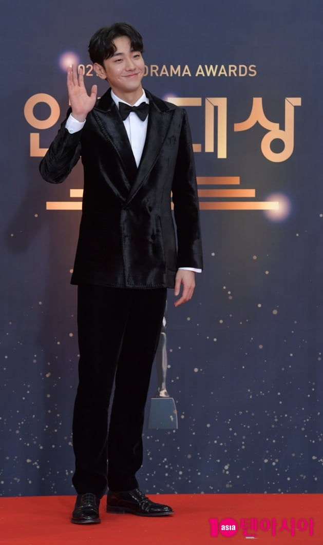 [TEN 포토] 남윤수 '보조개 미소' (KBS 연기대상)