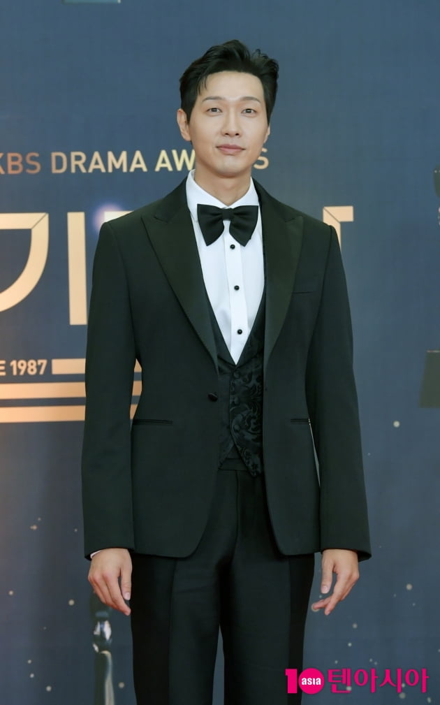 [TEN 포토] 지현우 '대상후보의 여유' (KBS 연기대상)