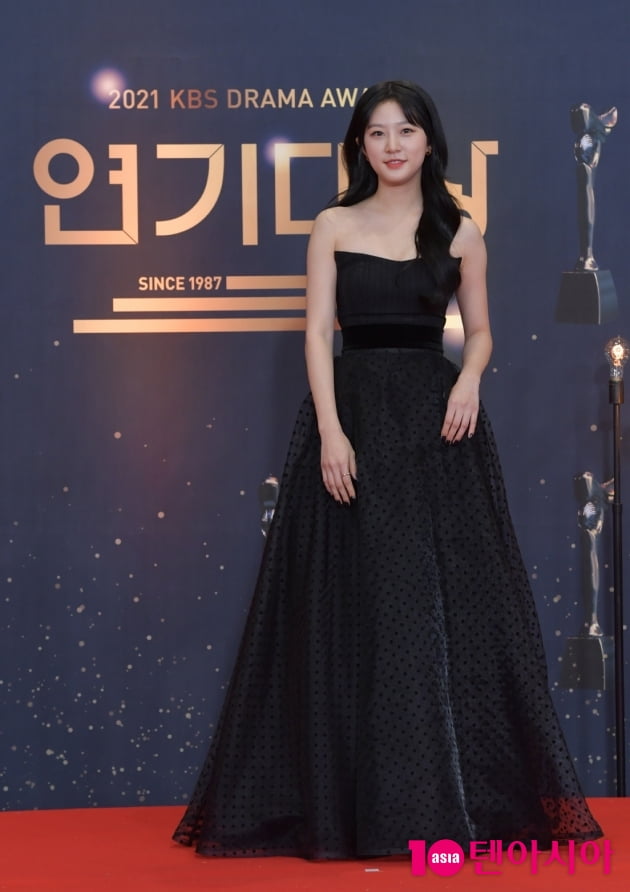 [TEN 포토] 김새론 '이쁘단말로 부족해' (KBS 연기대상)
