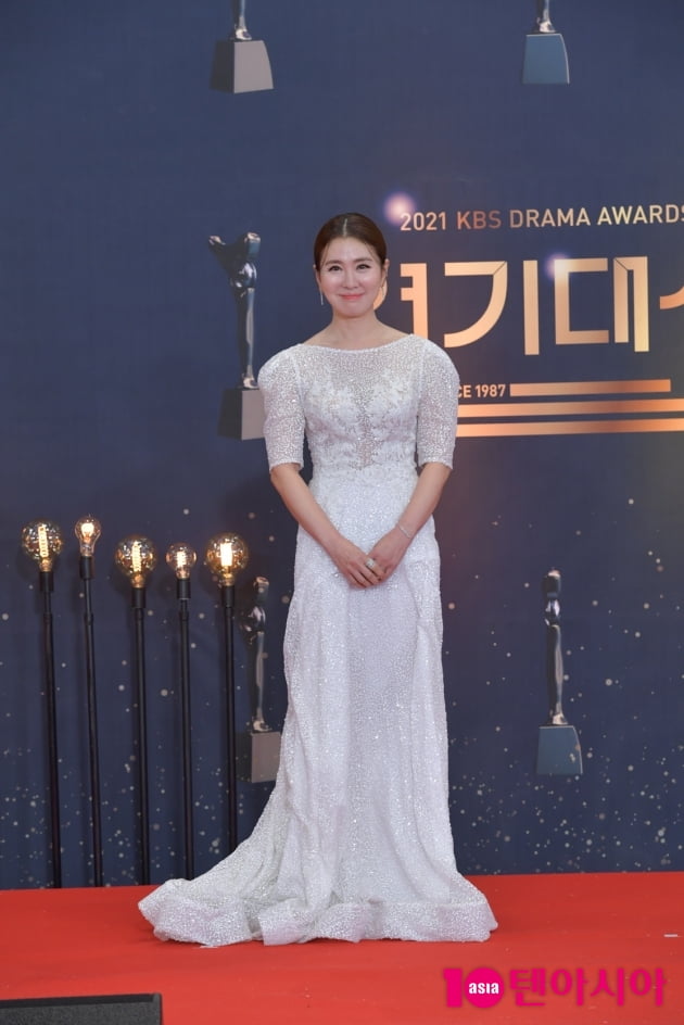 [TEN 포토] 이일화 '기품 넘치는 미소' (KBS 연기대상)