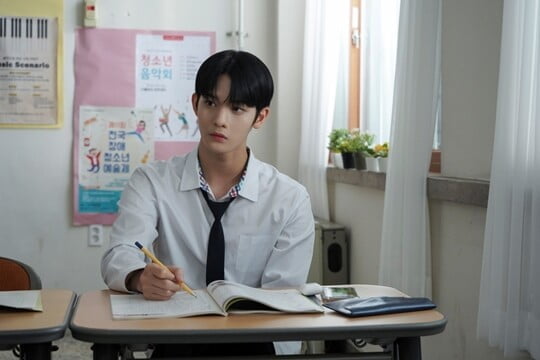 (사진=C9엔터테인먼트, 와이낫미디어)