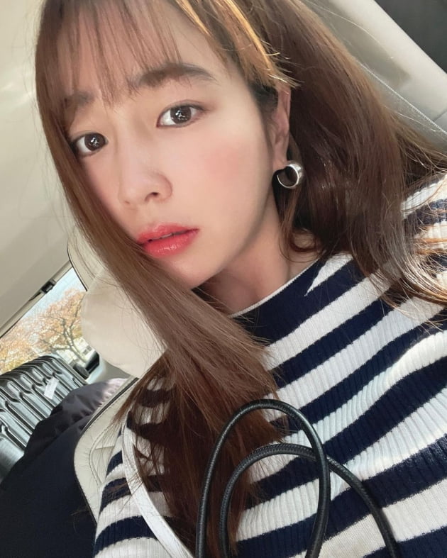 '이병헌♥' 이민정, 미모는 아직 2021년에 머무는 중 "2022년엔 행복한 순간 많길" [TEN★]