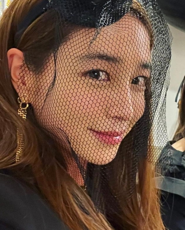 '이병헌♥' 이민정, 미모는 아직 2021년에 머무는 중 "2022년엔 행복한 순간 많길" [TEN★]