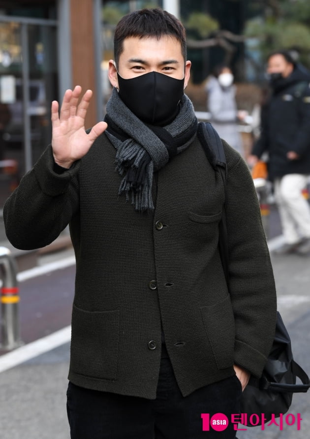 [TEN 포토] 이정 '새해 처음 인사드려요'