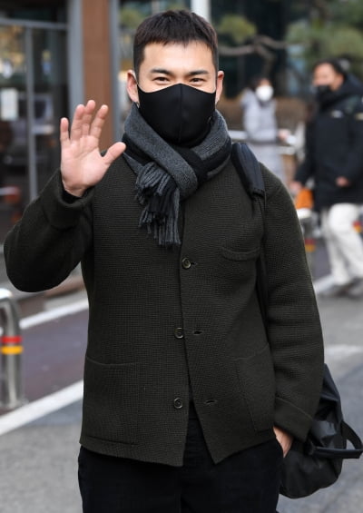 [TEN 포토] 이정 '새해 처음 인사드려요'