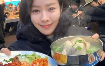 한지민, 이지아·추자현·한효주 밥차 선물에 '손하트'…"따뜻한 선물"[TEN★]