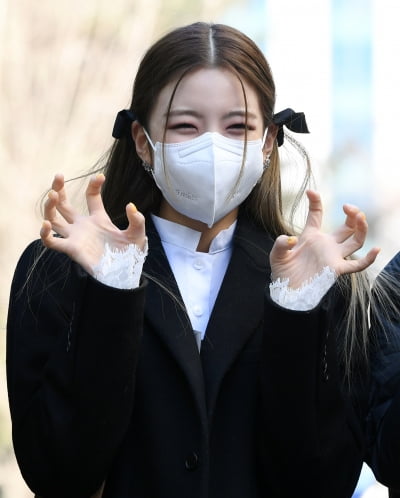 [TEN 포토] 있지 리아 '애교 눈웃음 치는 호랑이'