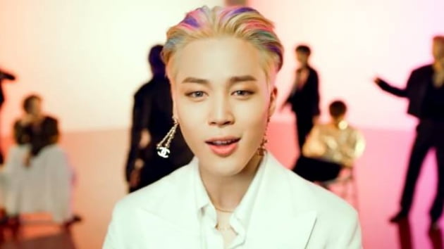 '美라디오 찐사랑' 방탄소년단 지민, 새해부터 14개 동시다발 '지민 앓이'