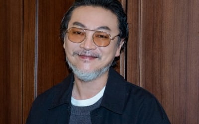 [TEN인터뷰] '특송' 김의성, 26살 차이 박소담과 각별한 우정 "완벽해도 노력하는 '독종'"